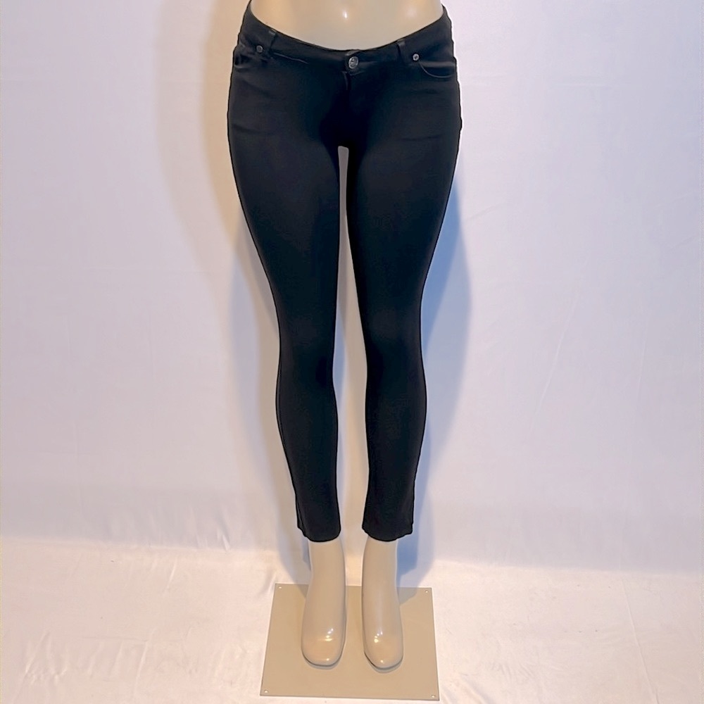 Crazy Love Black Low Rise Jegging Pants!